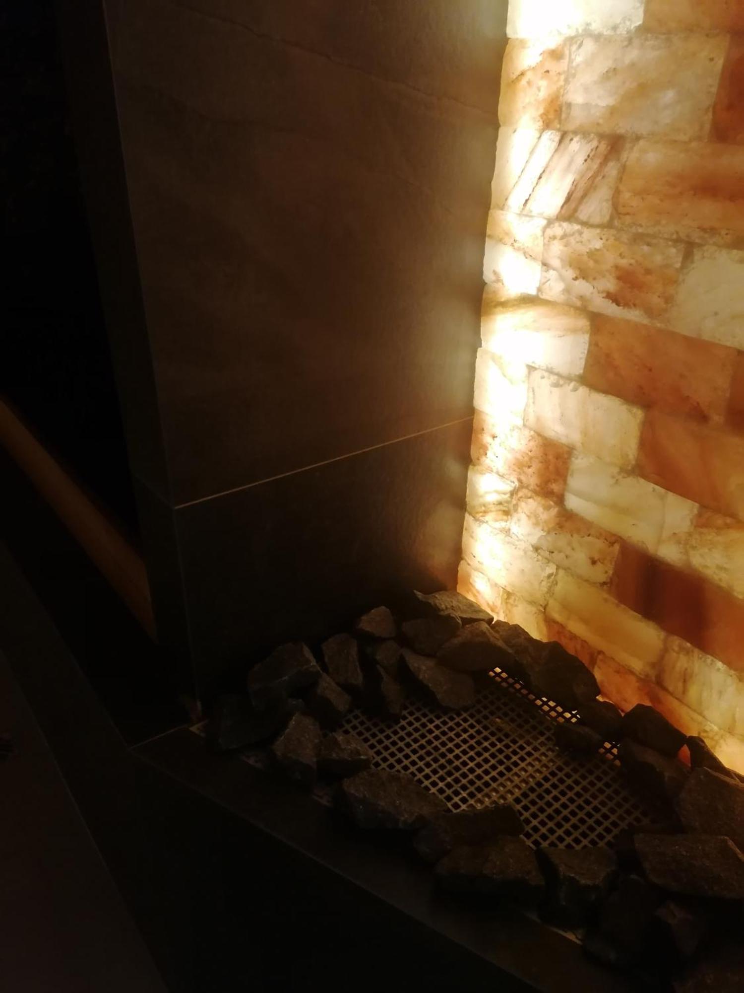 Pinea Apartament Z Widokiem Na Morze Z Basenem I Spa Przy Plazy 포비에로보 외부 사진