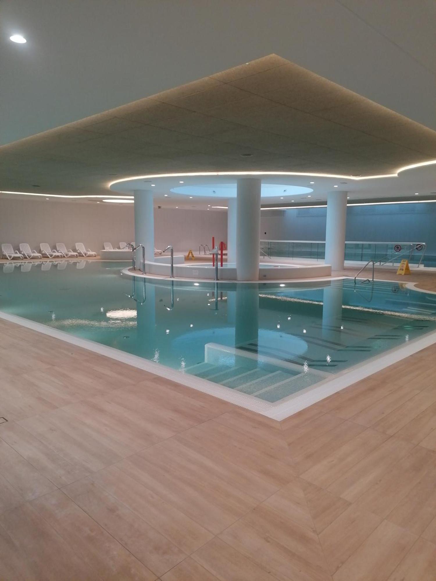 Pinea Apartament Z Widokiem Na Morze Z Basenem I Spa Przy Plazy 포비에로보 외부 사진